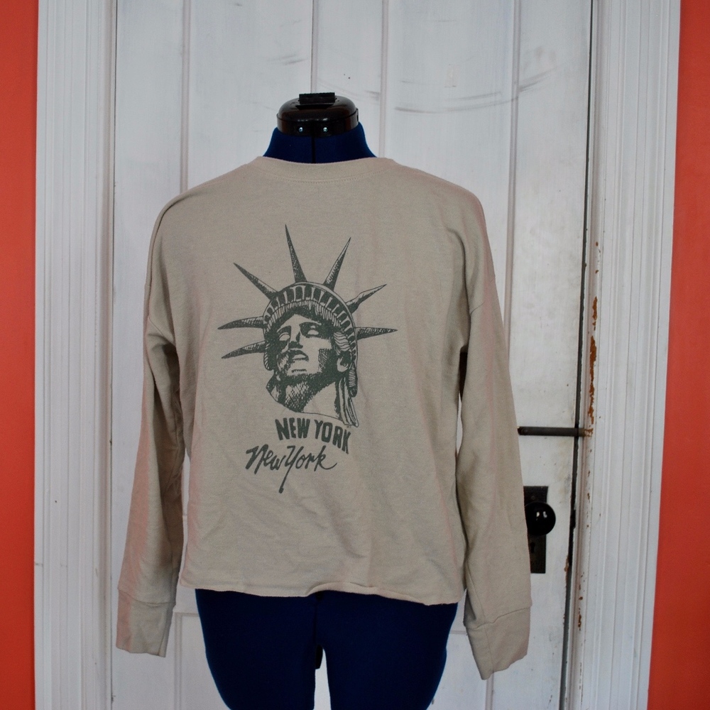 long sleeve New York shirt